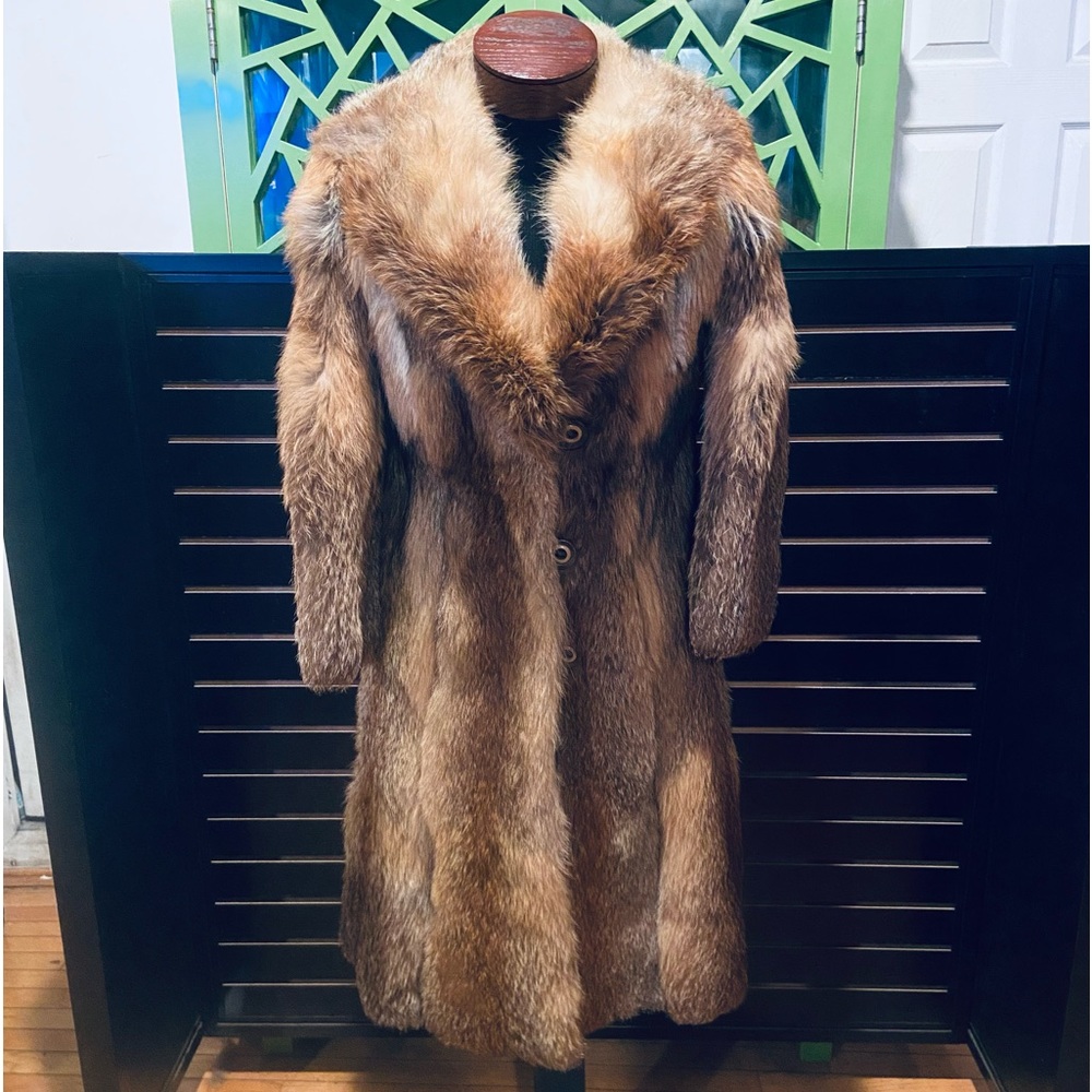 Vintage Full Length Raccoon Fur Coat w/ Suede Trim & Luxurious Lining